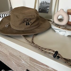 Un Verano Sin Ti official Bucket Hat